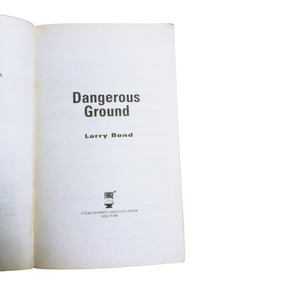 Dangerous Ground Nuclear Capability Submarine Memphis Russian Arctic Ocean Book - Picture 3 of 8